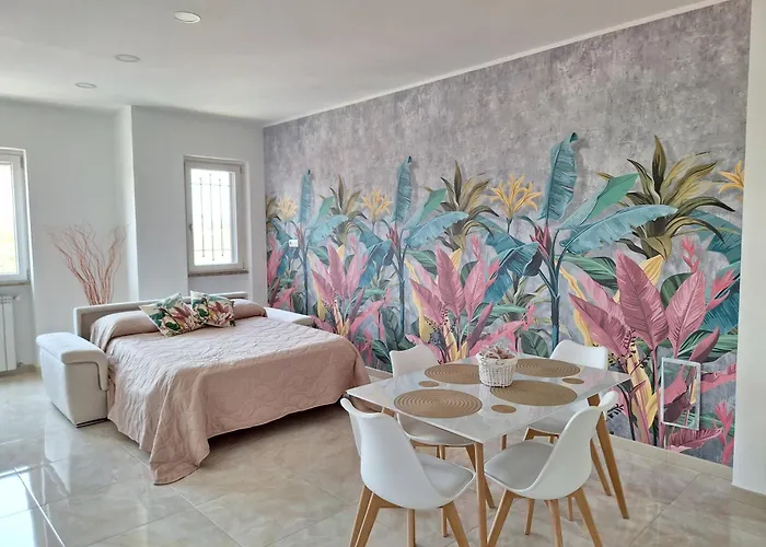 Mimi Luxury Apartament *