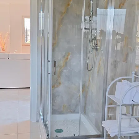 Mimi Luxury * Pompei
