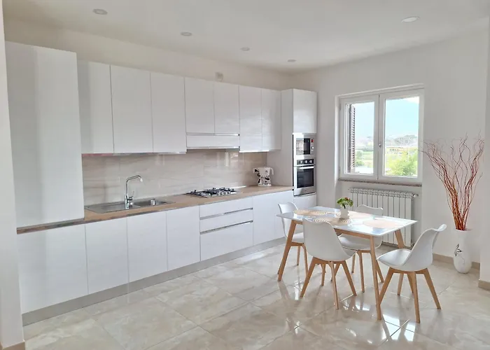 Mimi Luxury Apartamento *